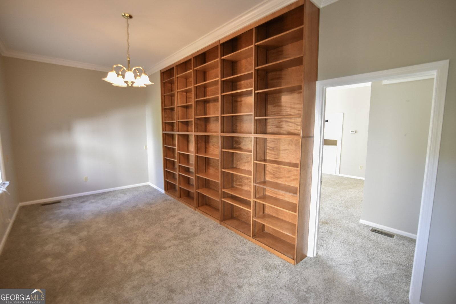 2521 Vinson Highway Milledgeville - 39