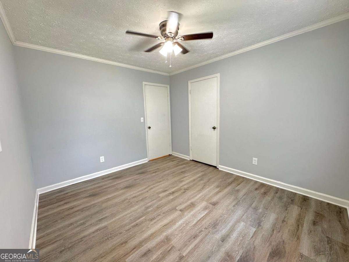 321 Knollwood Lane Woodstock - 2