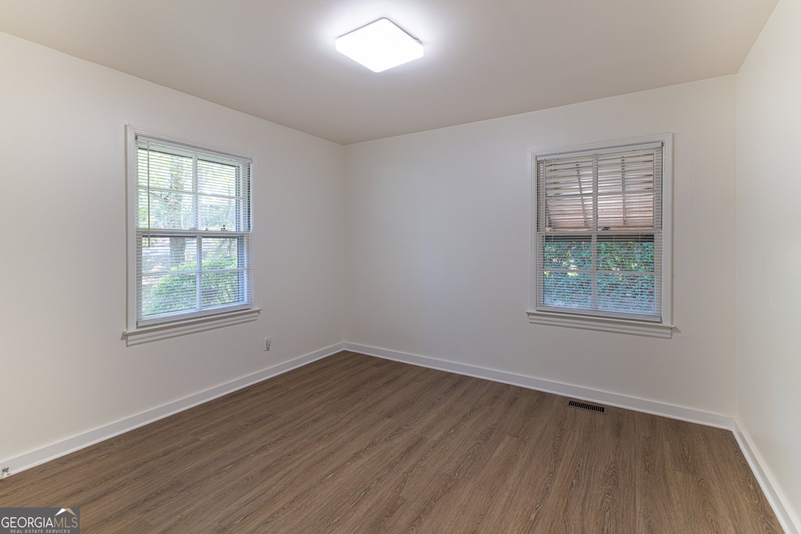 4711 Puckett Street Forest Park - 5