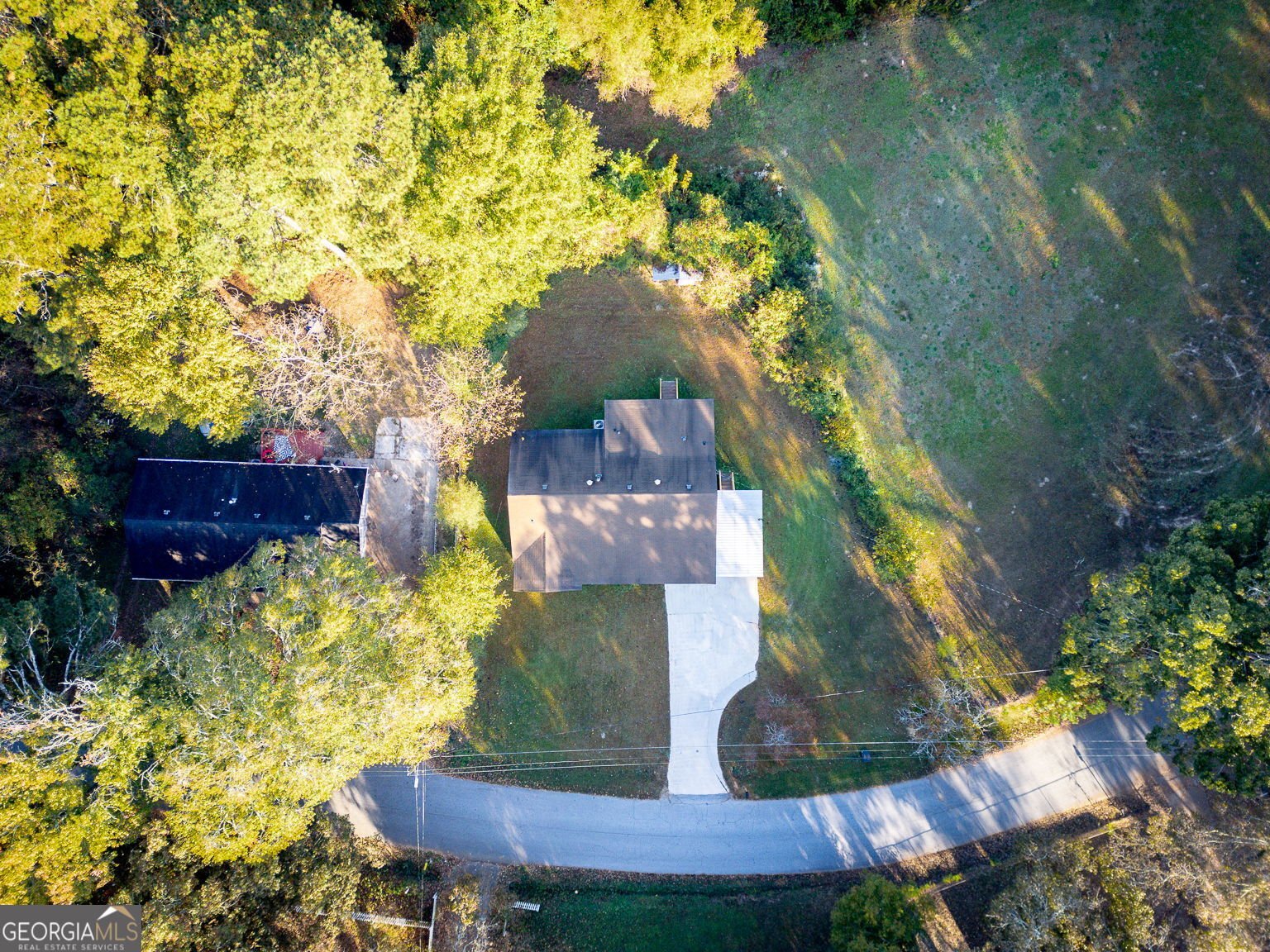 8196 Lakeview Drive Covington - 25