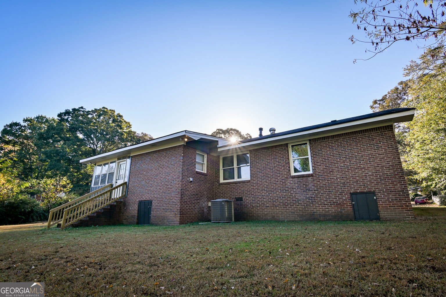 8196 Lakeview Drive Covington - 42