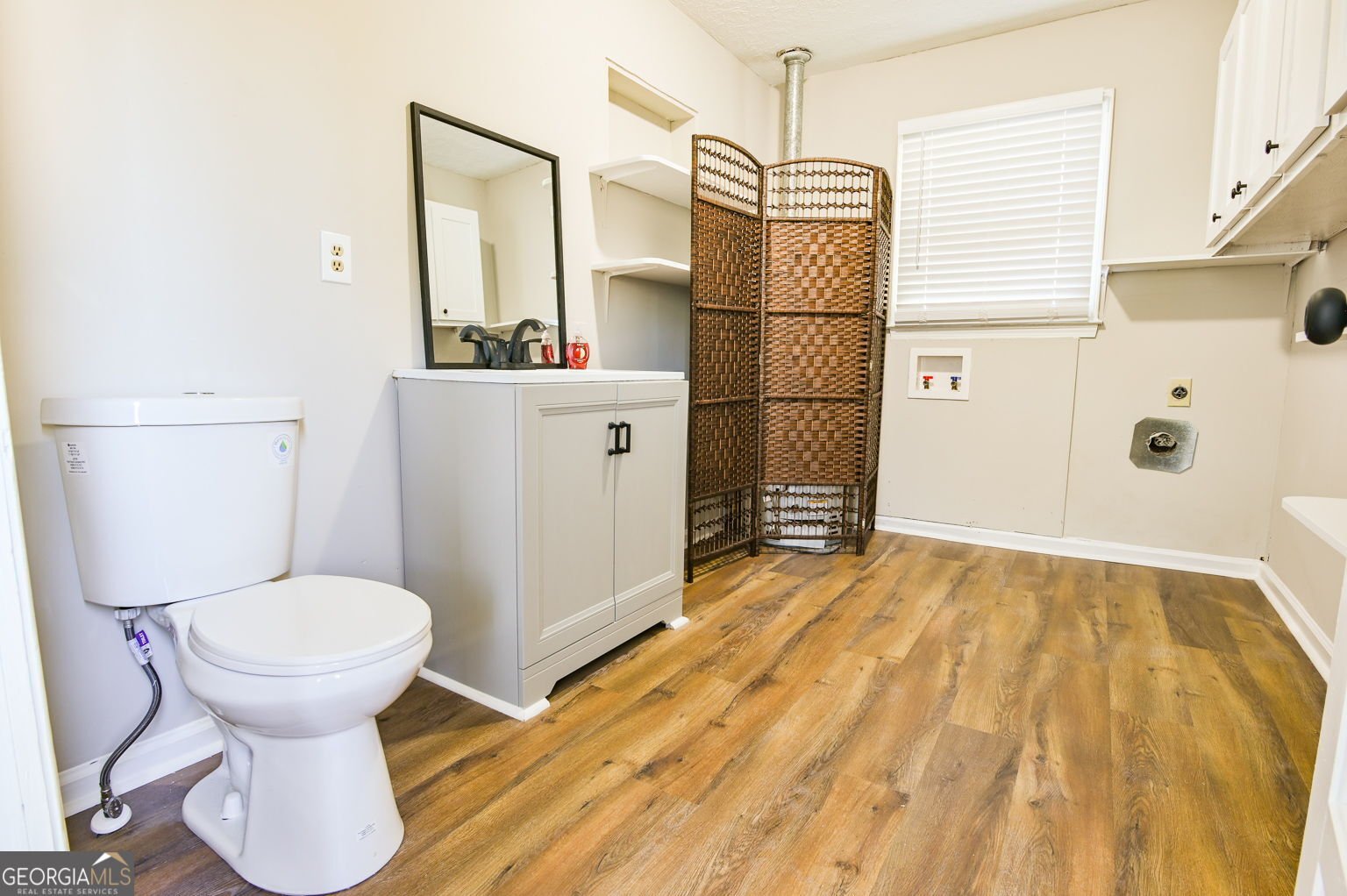 8196 Lakeview Drive Covington - 8