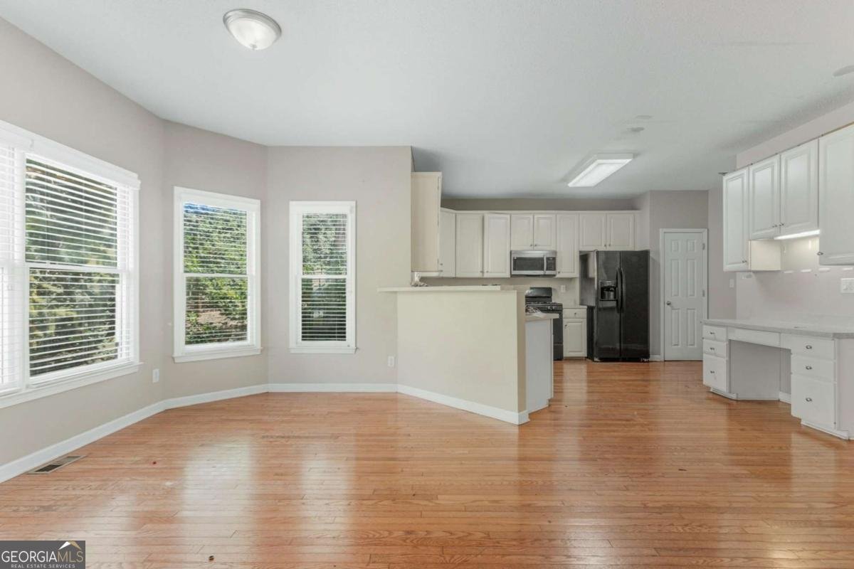 527 Country Club Drive Stockbridge - 13