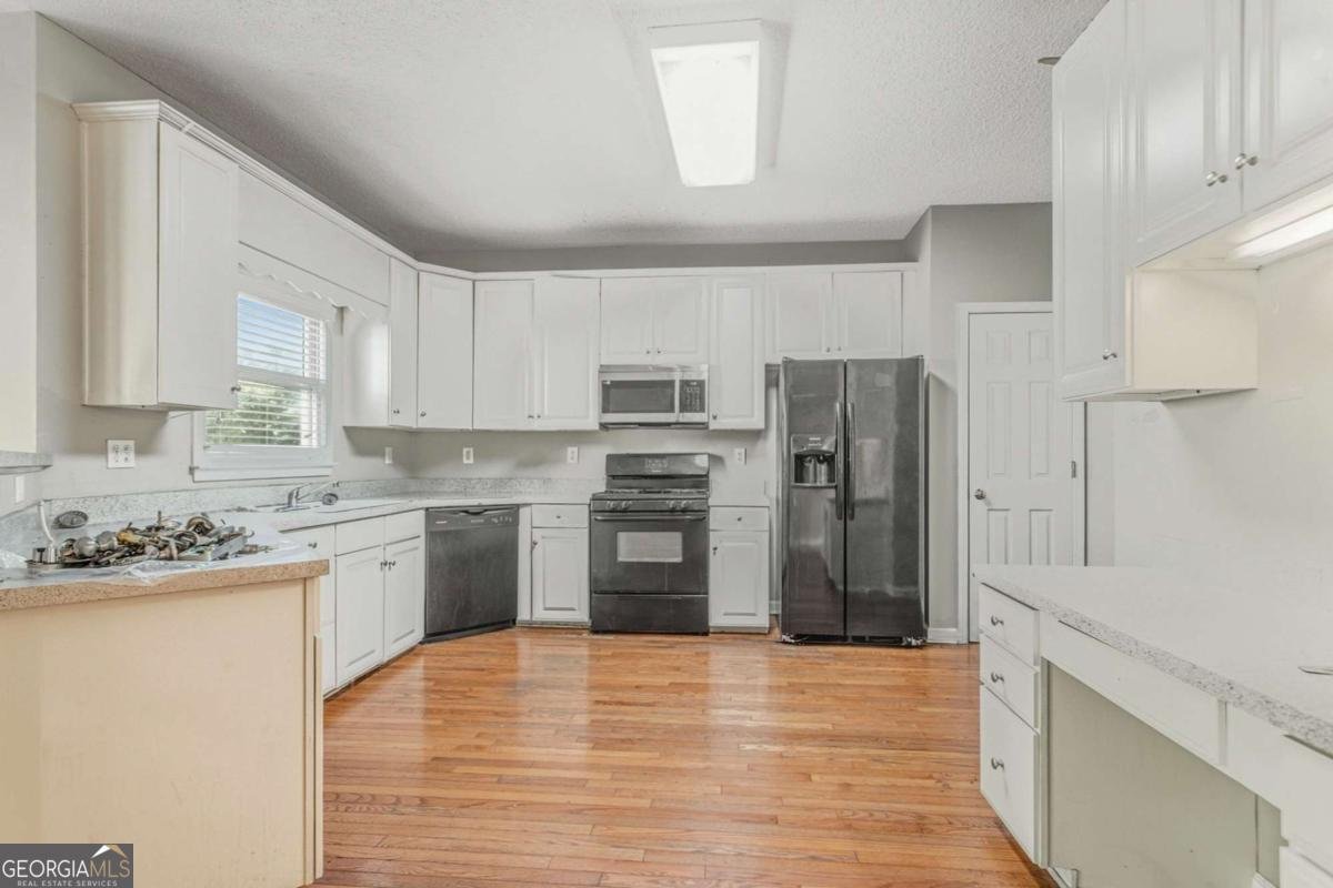 527 Country Club Drive Stockbridge - 15