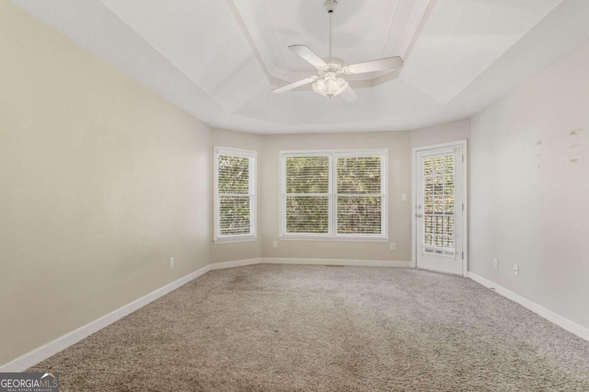 527 Country Club Drive Stockbridge - 19