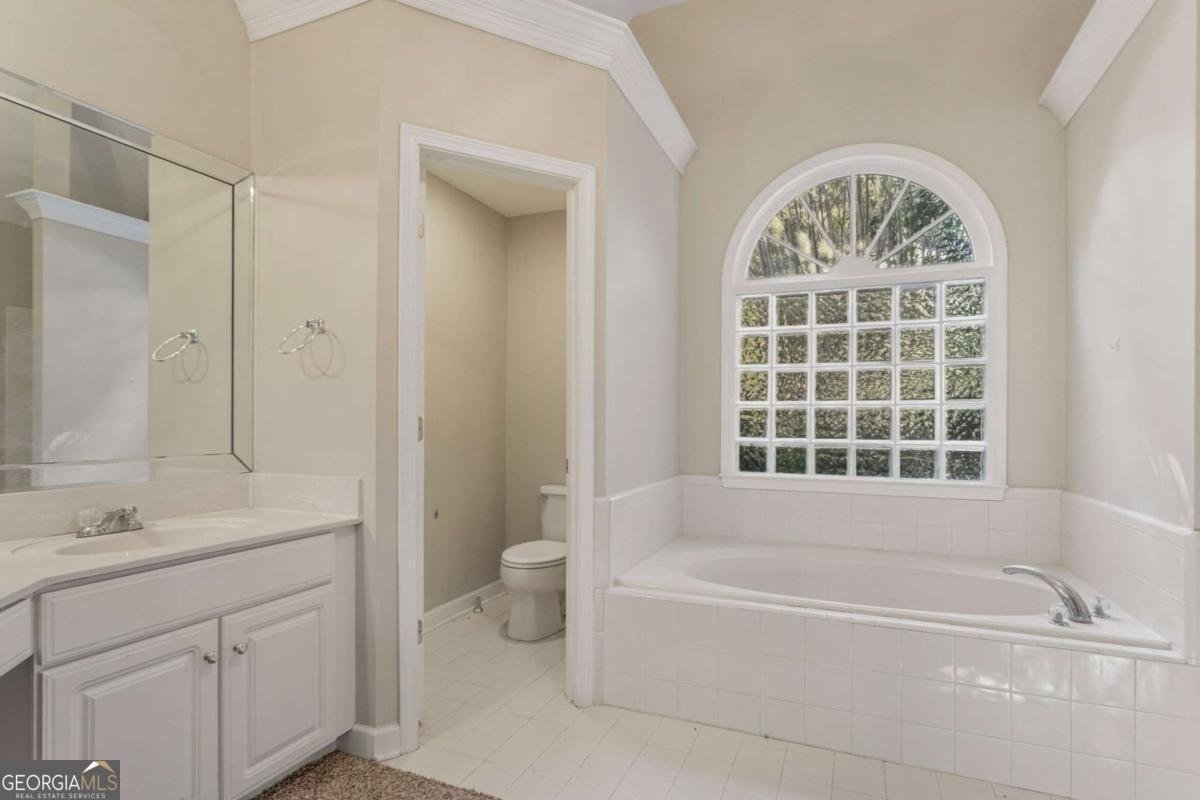 527 Country Club Drive Stockbridge - 21