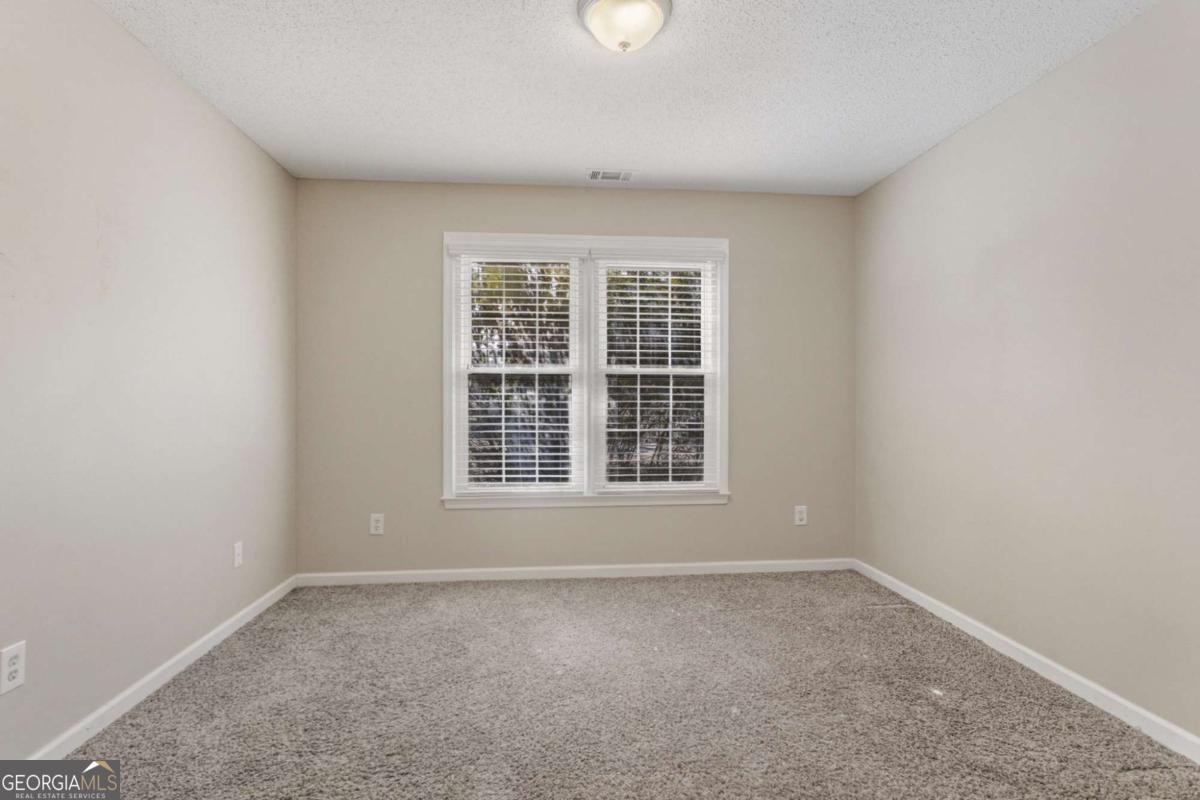 527 Country Club Drive Stockbridge - 25