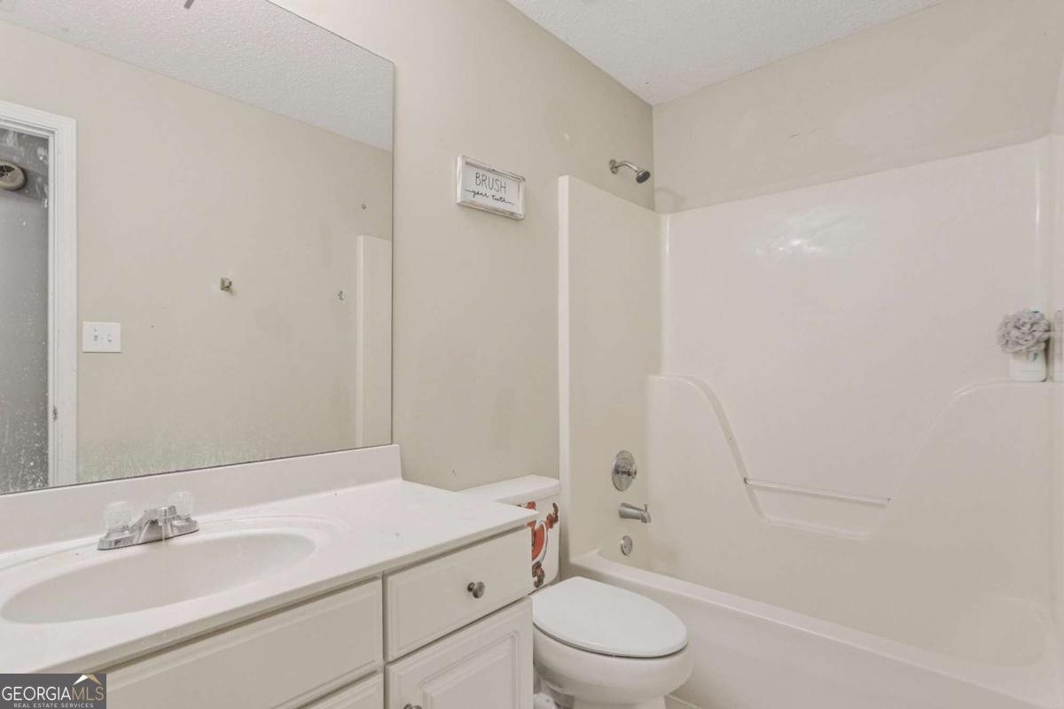 527 Country Club Drive Stockbridge - 29