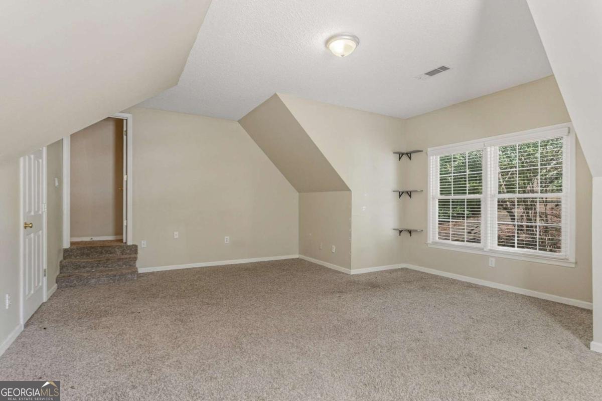 527 Country Club Drive Stockbridge - 32