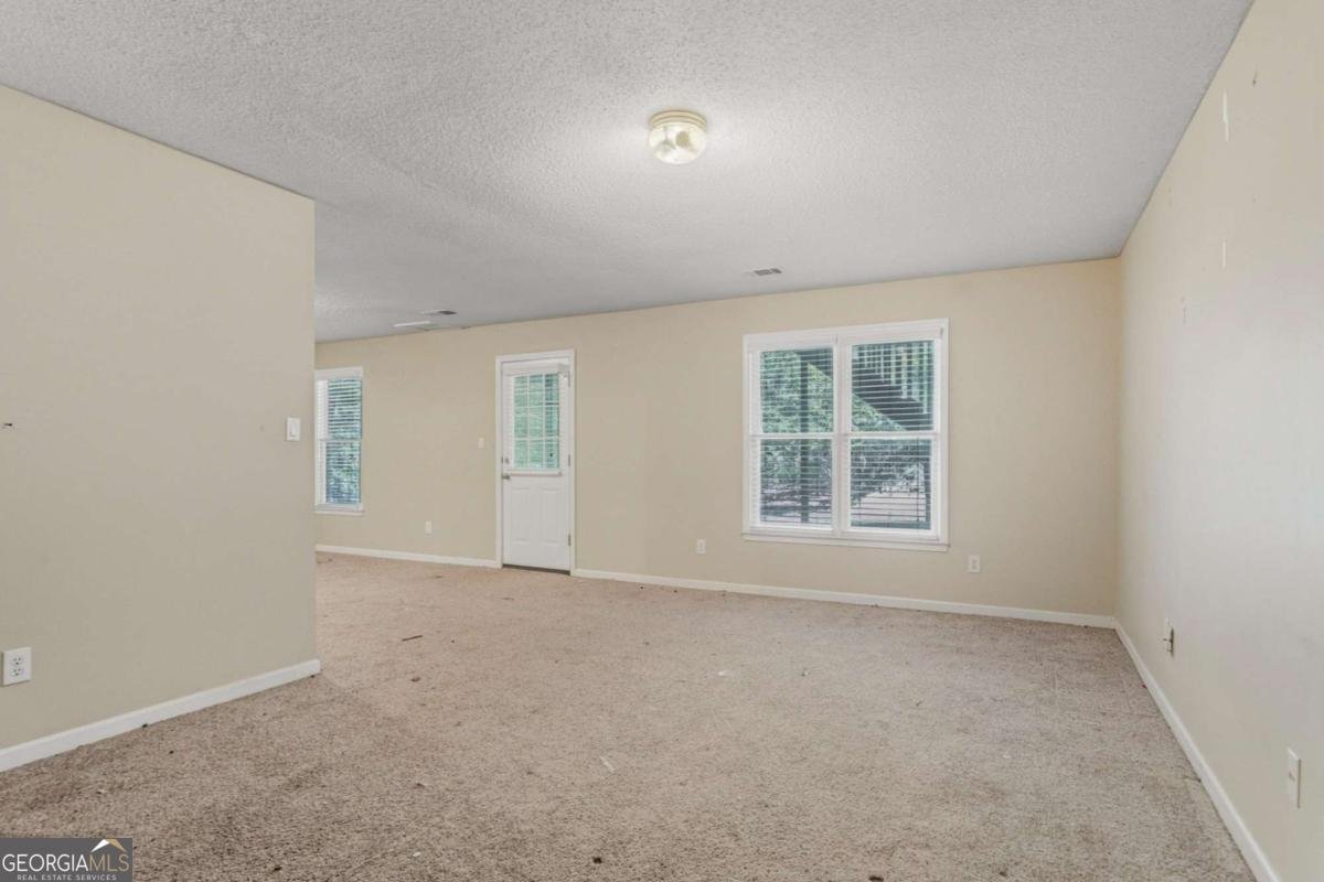 527 Country Club Drive Stockbridge - 37