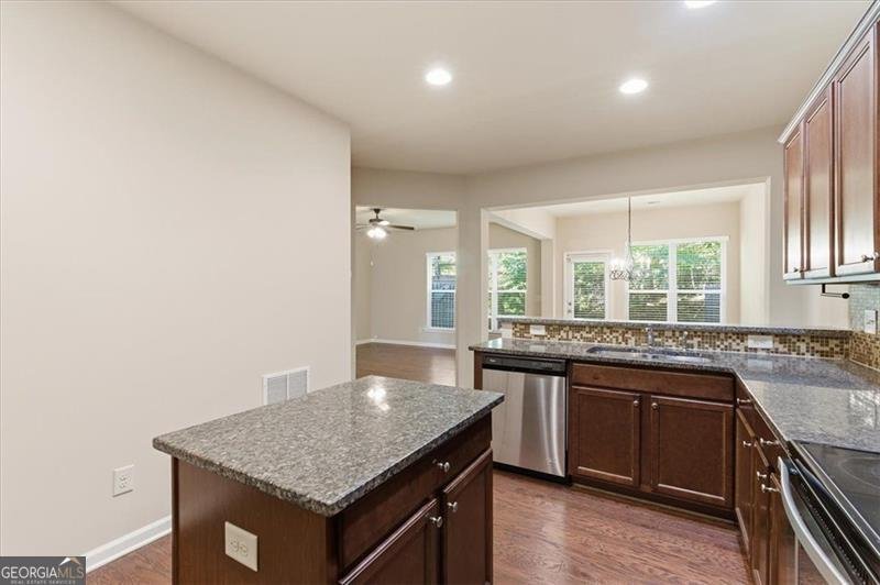 1378 BROOKMERE Way Cumming - 19