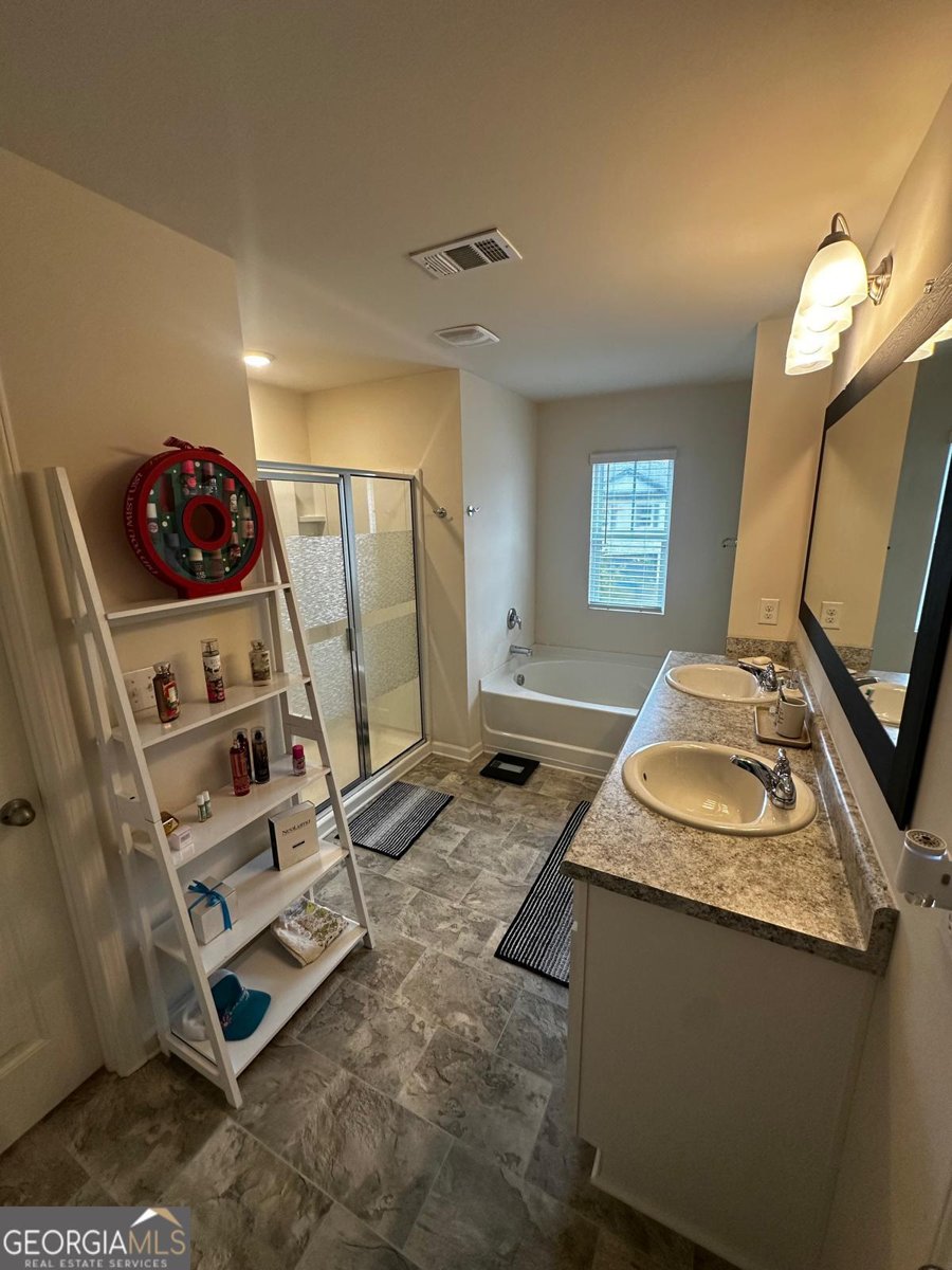 5432 Barberry Avenue Oakwood - 27