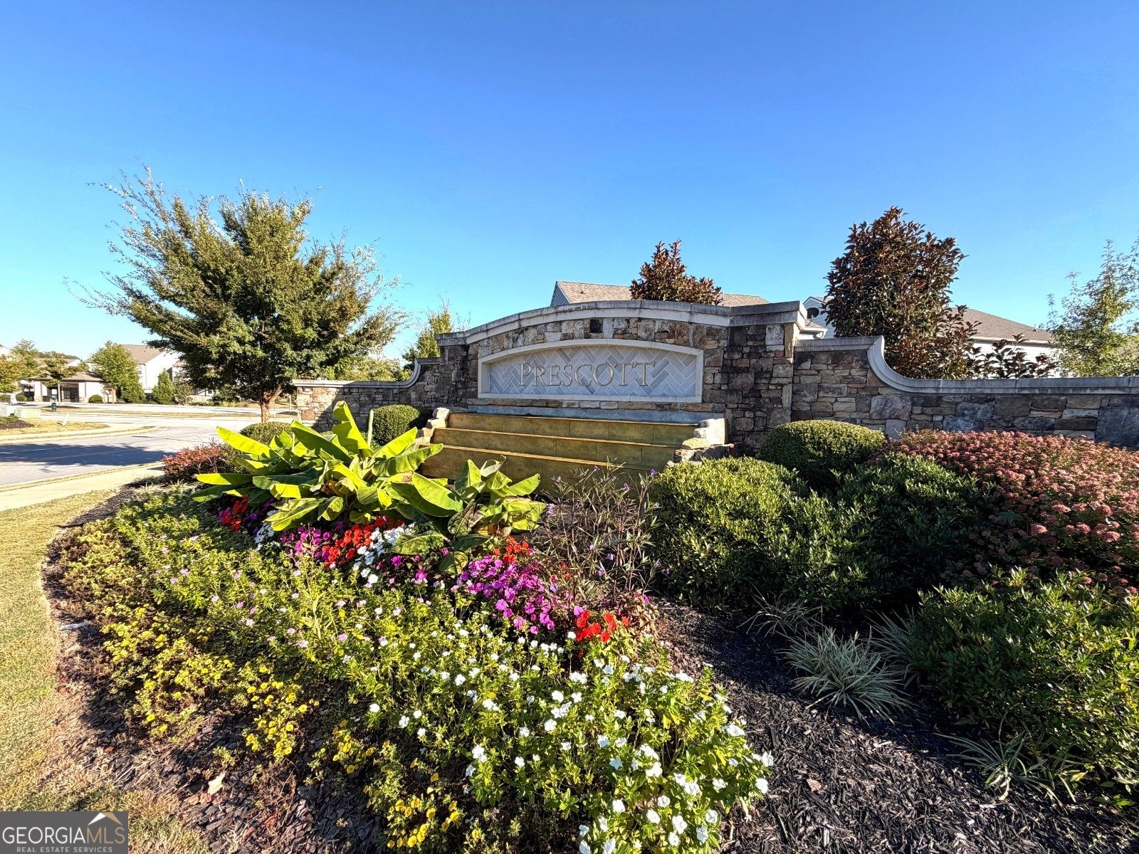 5432 Barberry Avenue Oakwood - 5