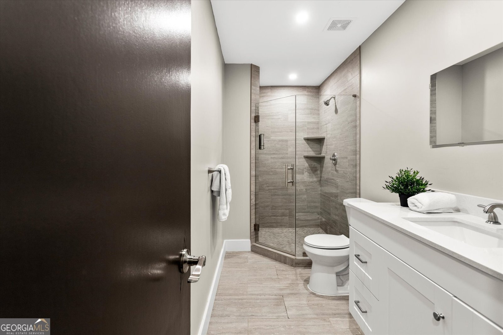 1888 PEELER Road Atlanta - 24