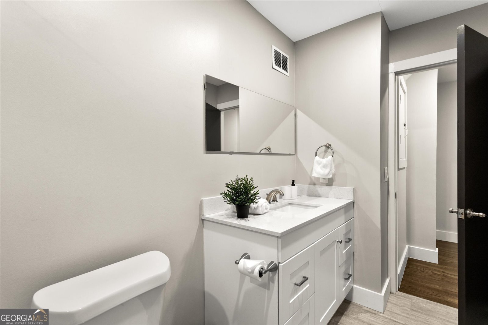 1888 PEELER Road Atlanta - 25