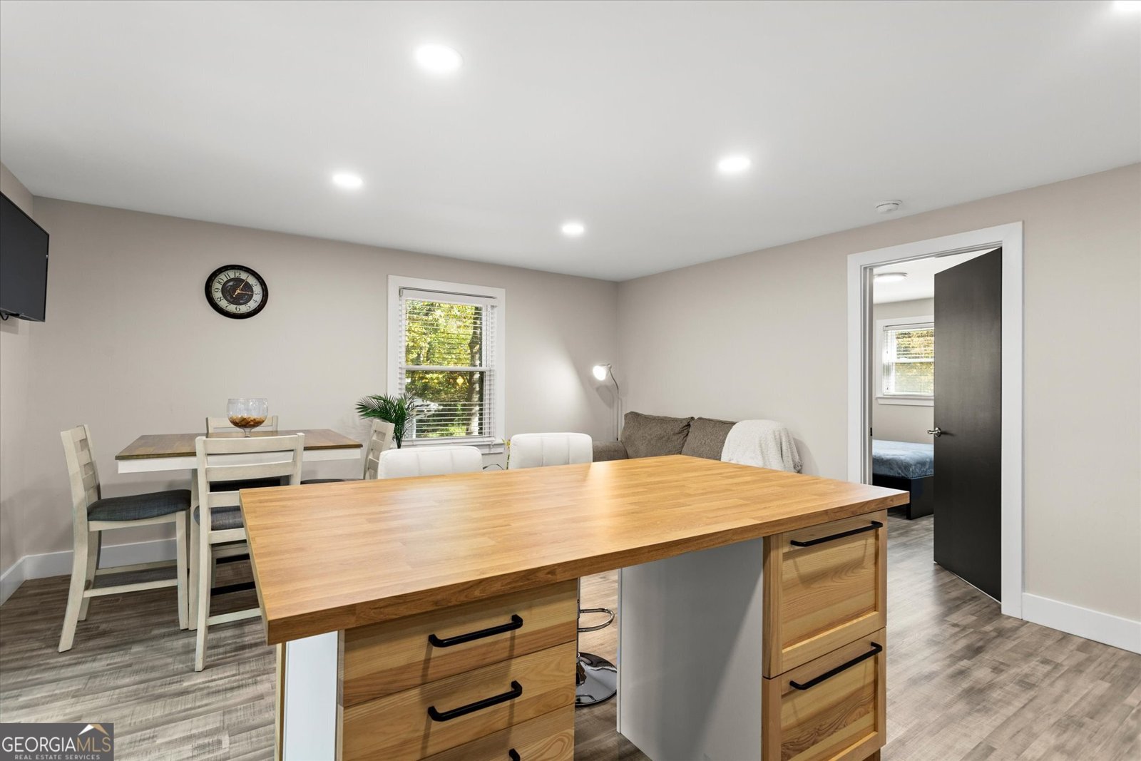 1888 PEELER Road Atlanta - 53