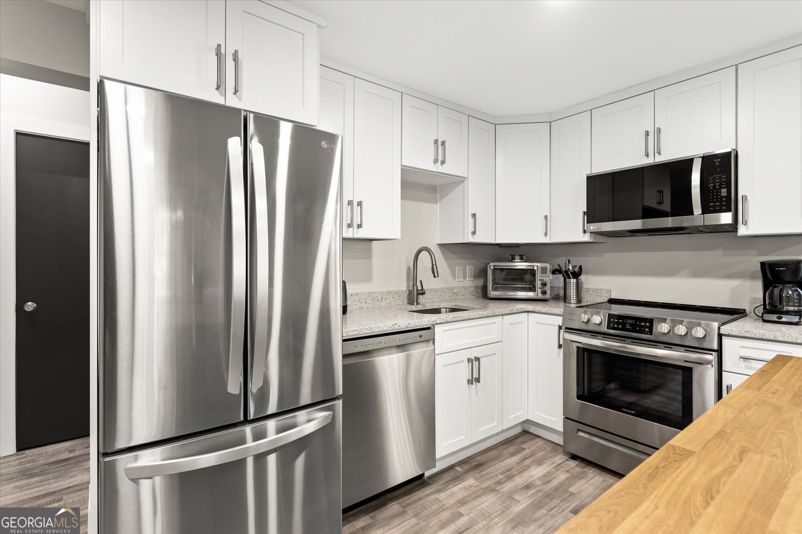 1888 PEELER Road Atlanta - 54