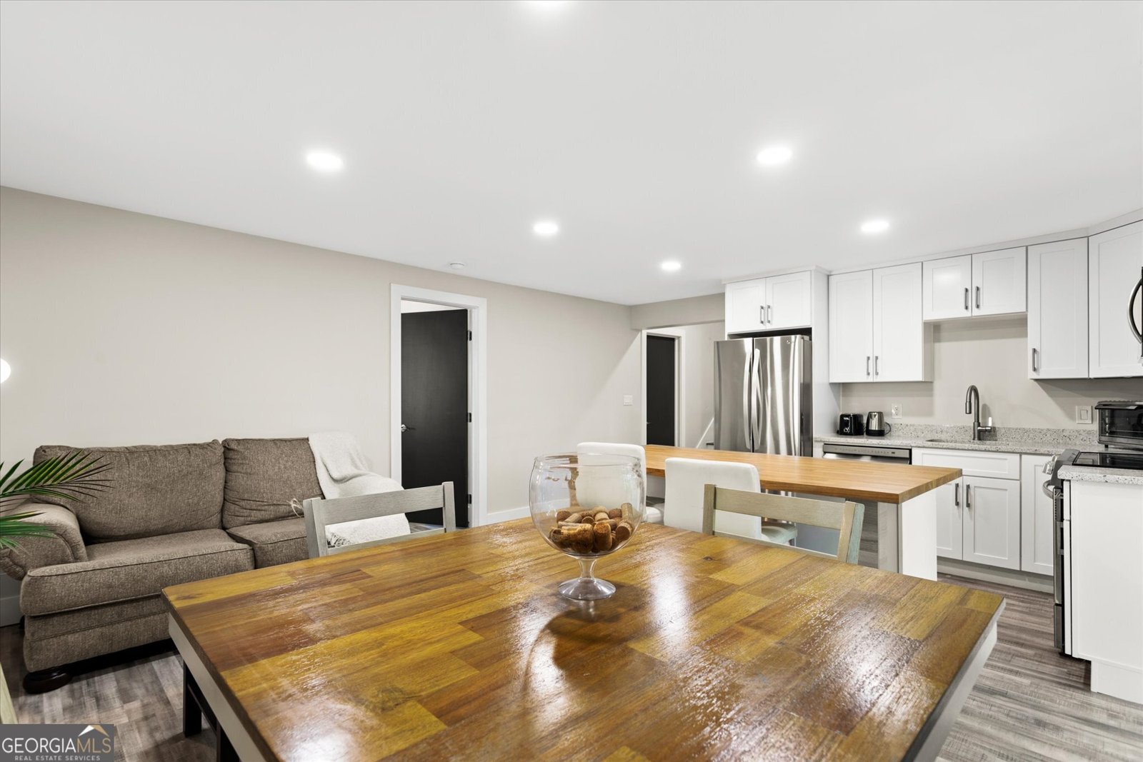 1888 PEELER Road Atlanta - 60