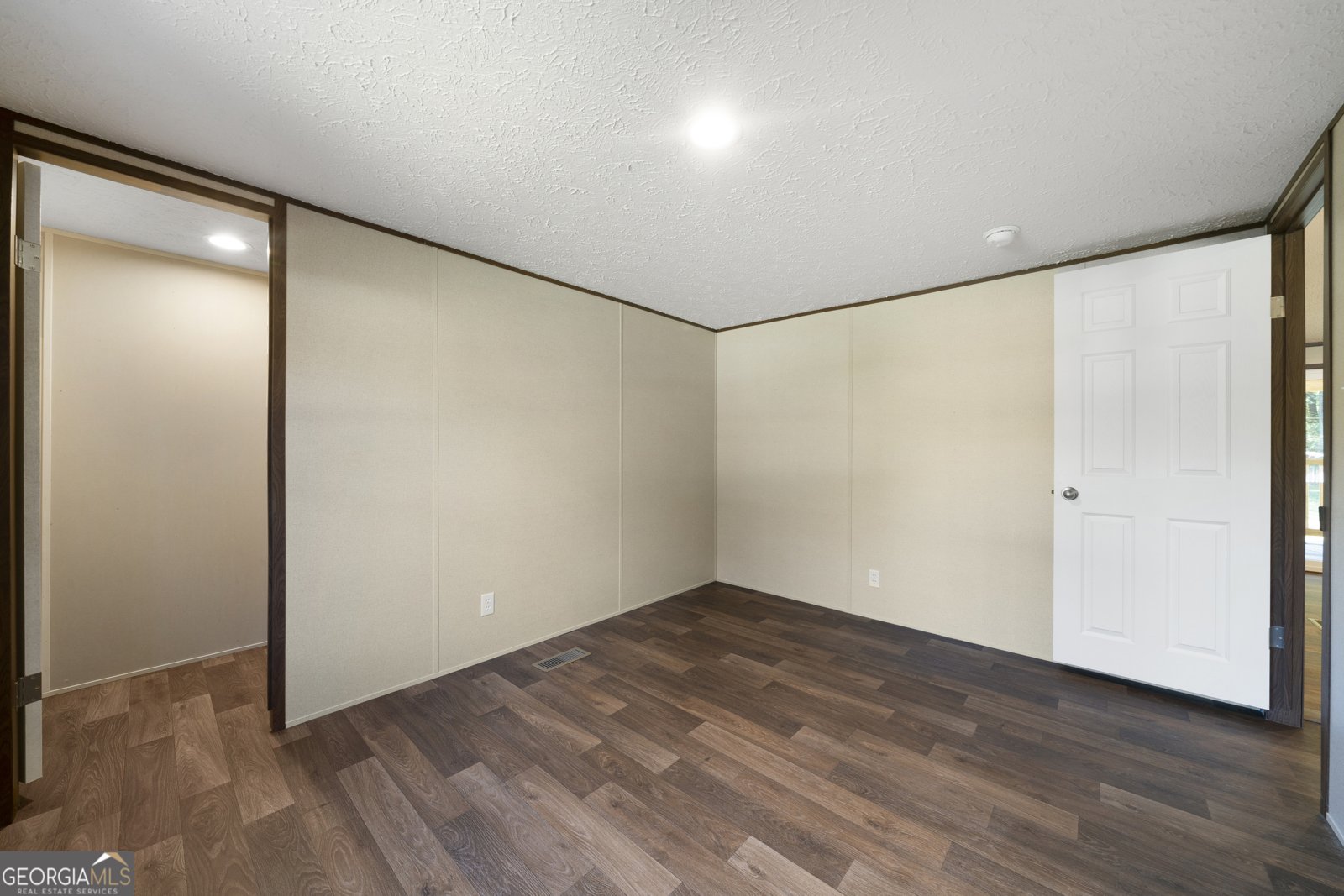 427 Wagon Trail Circle Dallas - 13