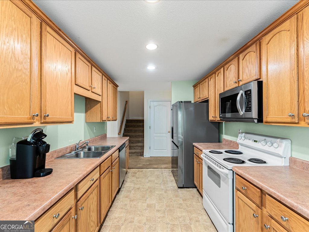 205 Pebble Creek Drive Covington - 19