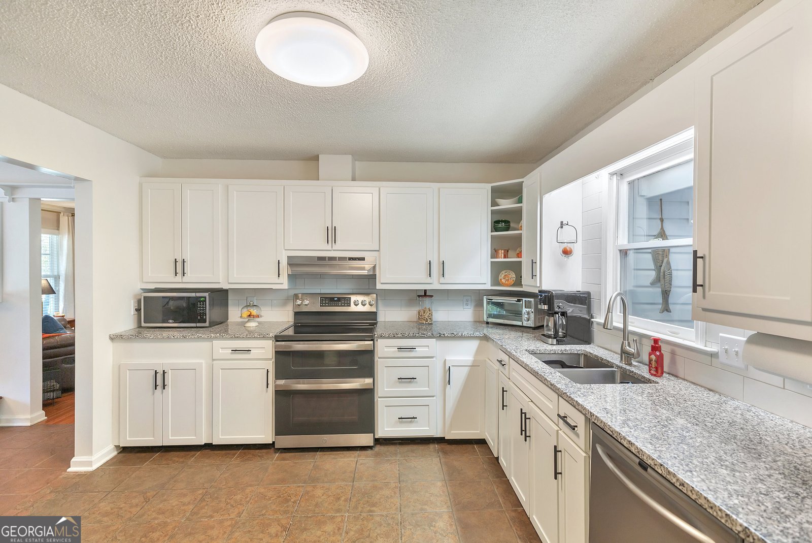 1009 White Pine Lane Townville - 14