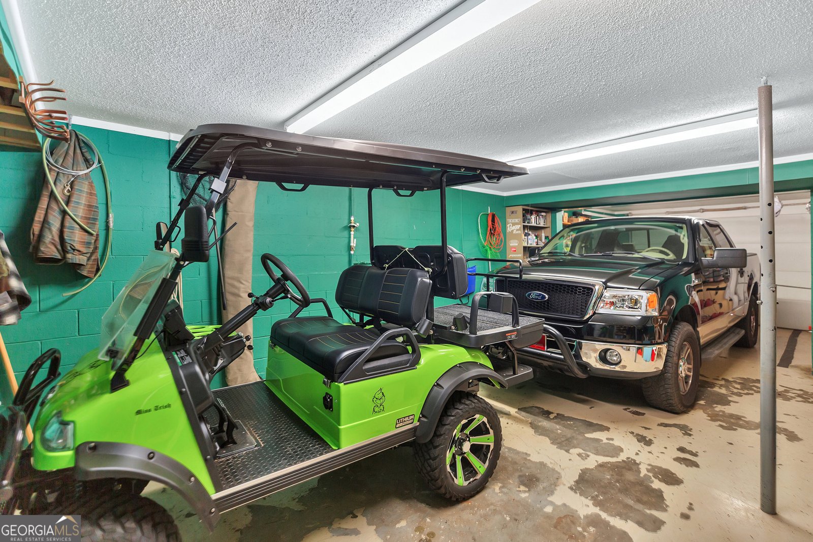 1009 White Pine Lane Townville - 41