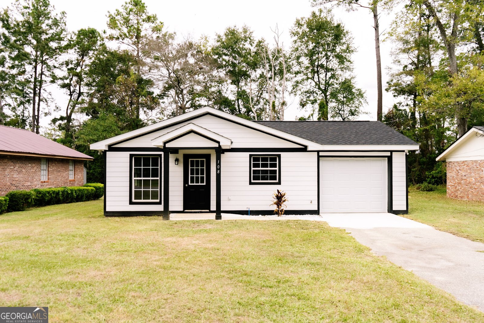 108 CRIMSON Circle Thomasville - main photo