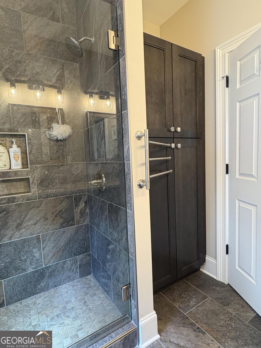 916 Arbor Drive Lakemont - 22