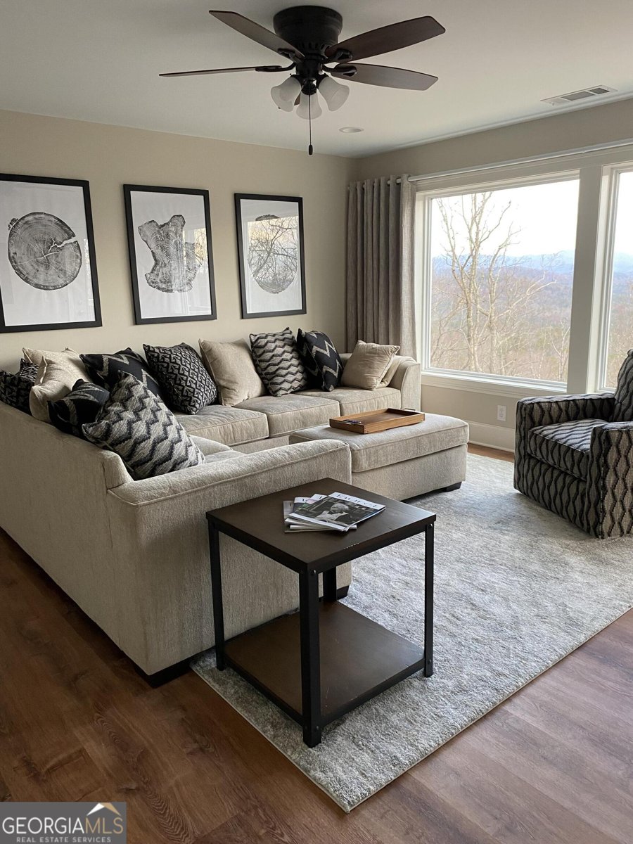 916 Arbor Drive Lakemont - 27