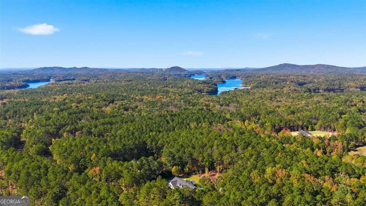 188 Macedonia Road White - 10