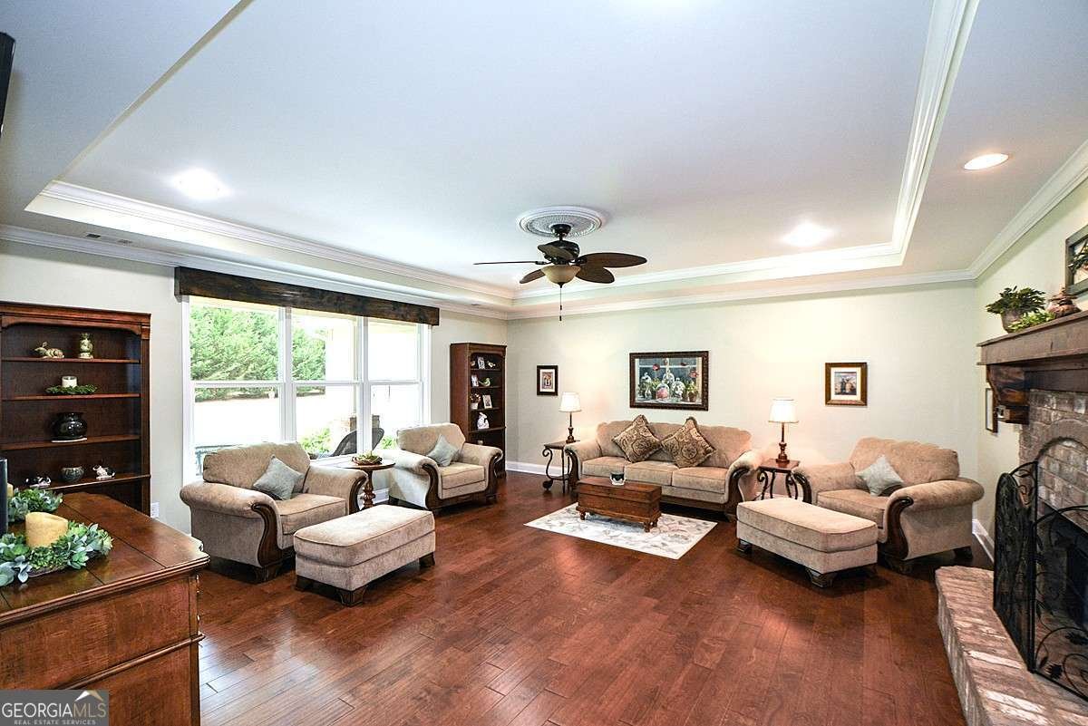 188 Macedonia Road White - 22