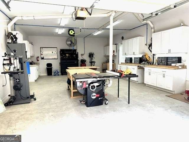 188 Macedonia Road White - 52