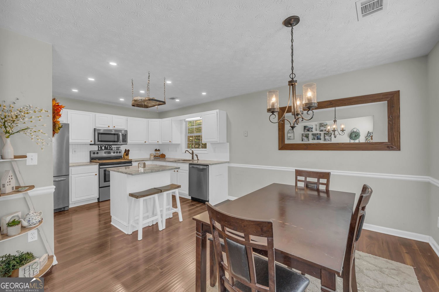 652 Magnolia Drive Loganville - 21