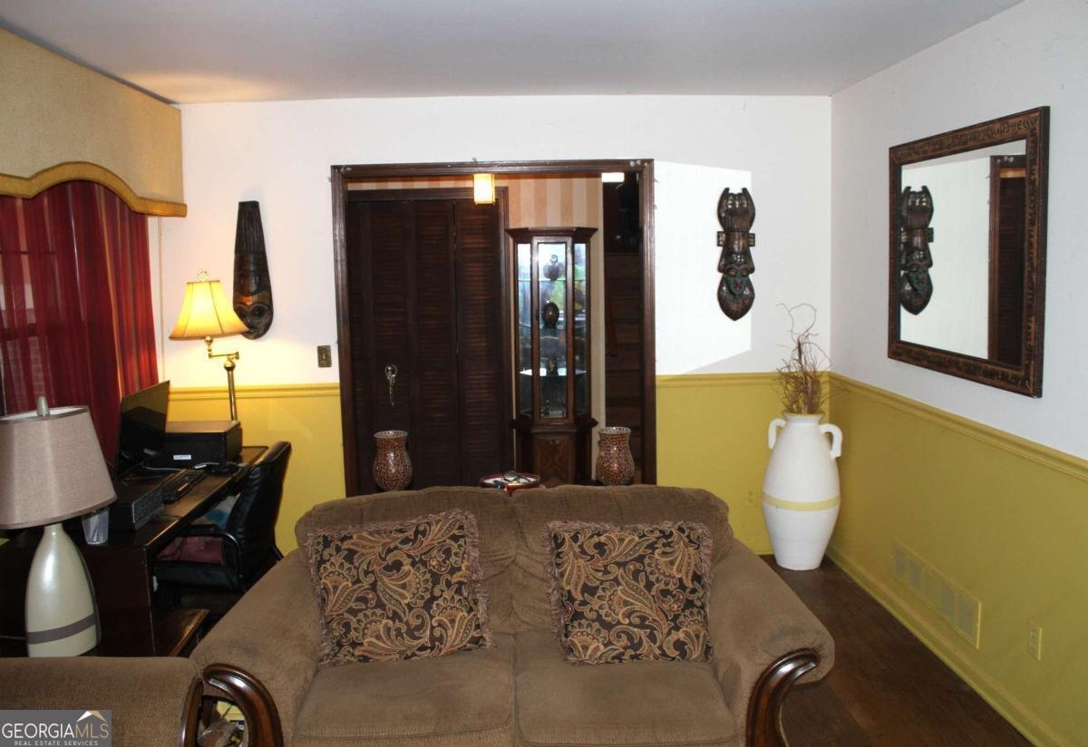 1172 Denison Drive Clarkston - 11