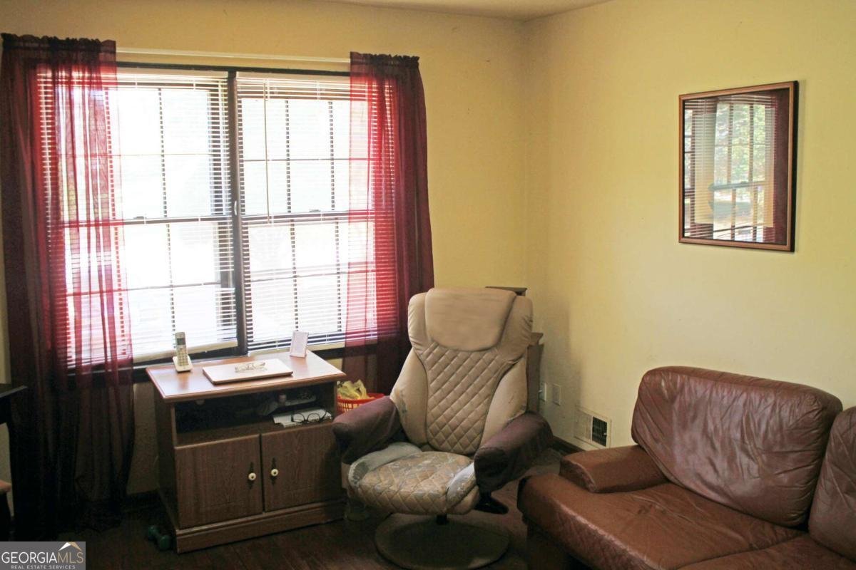 1172 Denison Drive Clarkston - 23