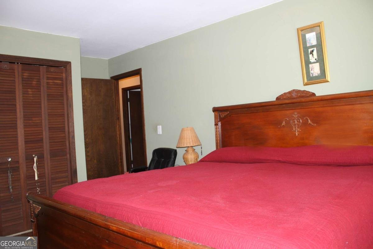 1172 Denison Drive Clarkston - 27