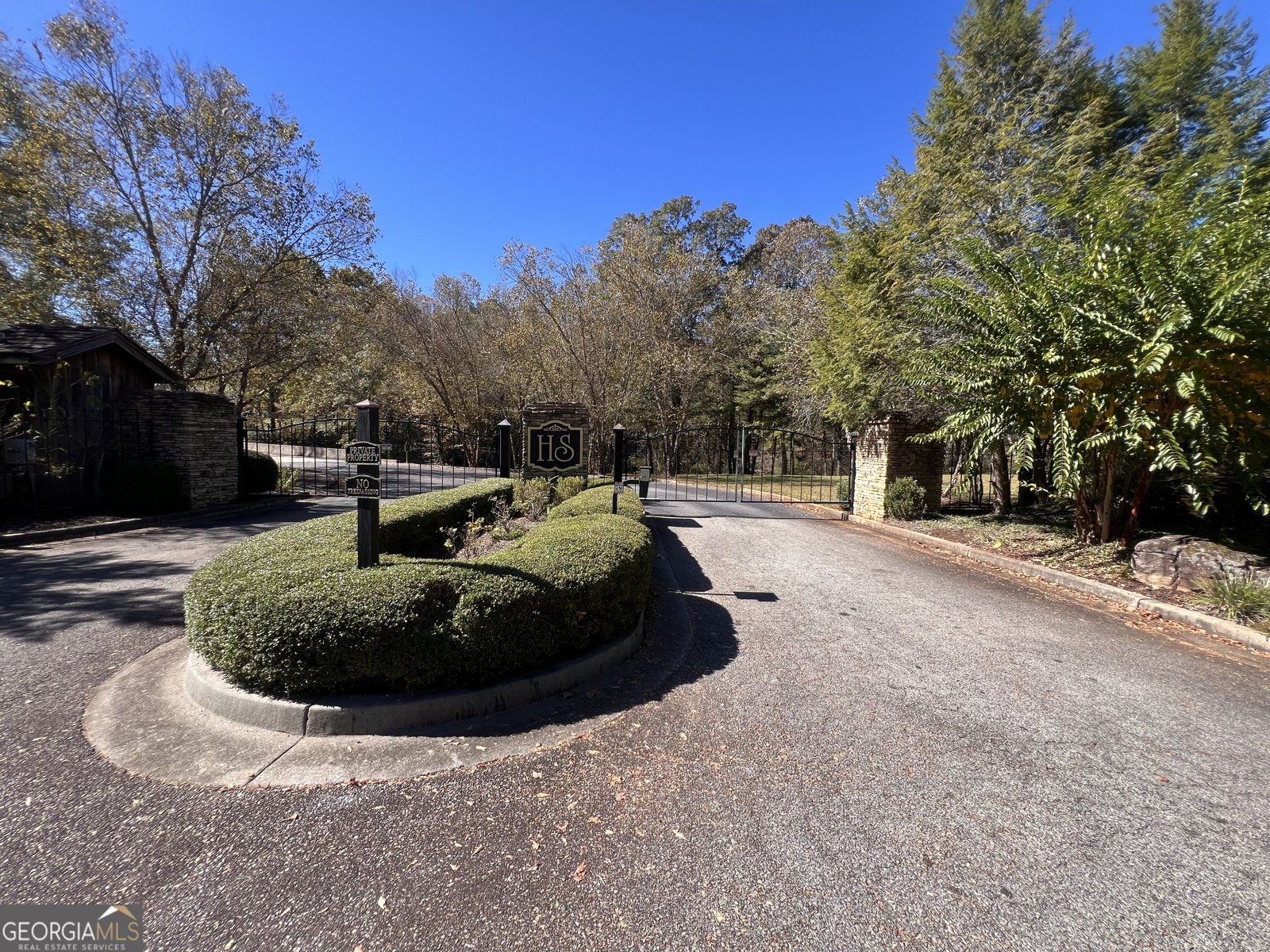 206 Shoals Way Clarkesville - 27