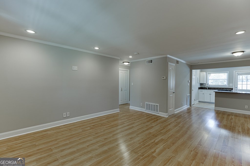 4282 Roswell Road Atlanta - 6