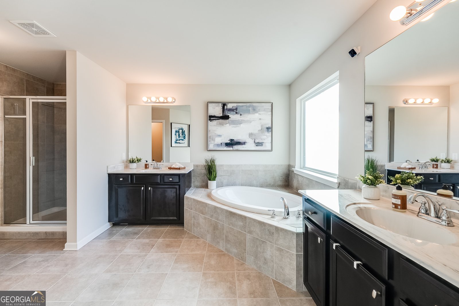 4072 Elsdon Drive Austell - 27