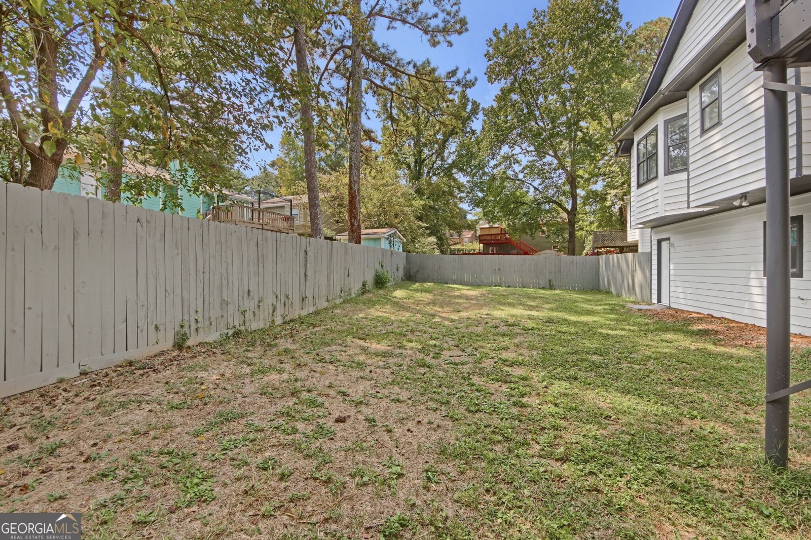 295 LAMDEN Court Lawrenceville - 27