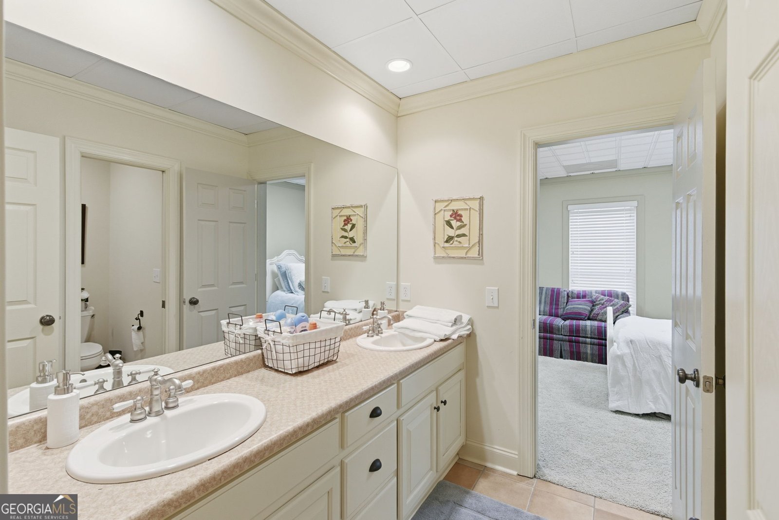 1038 Farmhouse Road Gainesville - 33