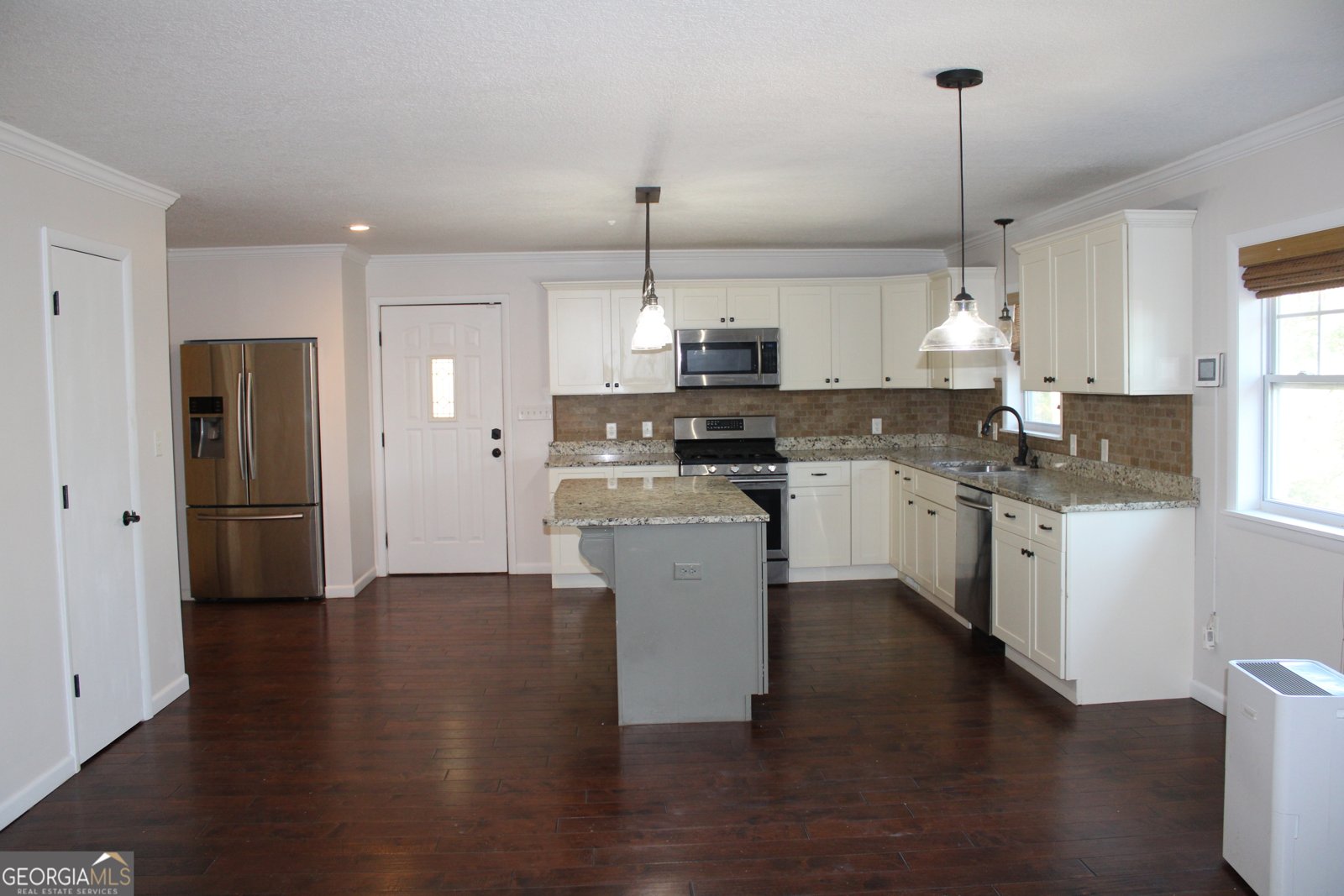 141 Nelson Avenue Lyons - 12