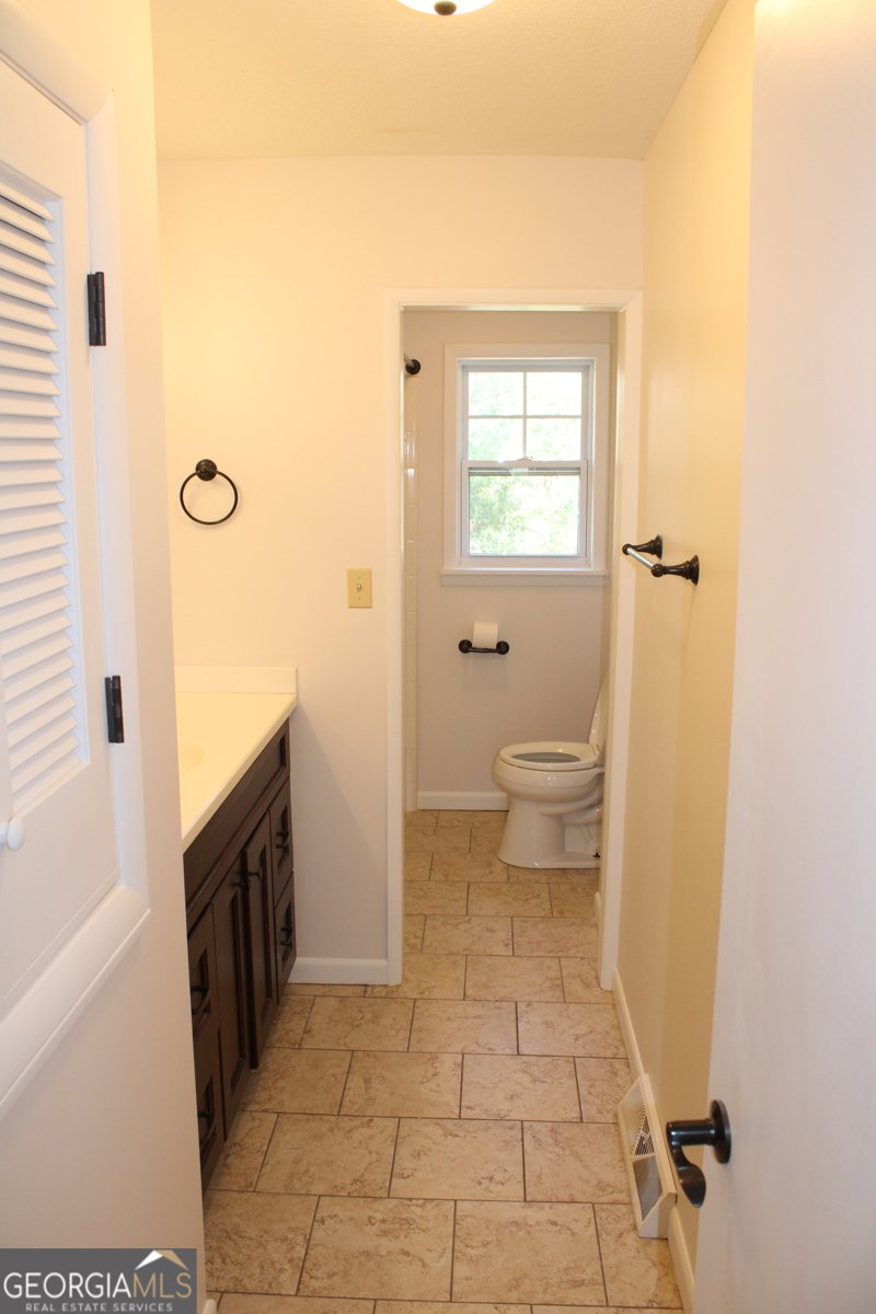 141 Nelson Avenue Lyons - 23