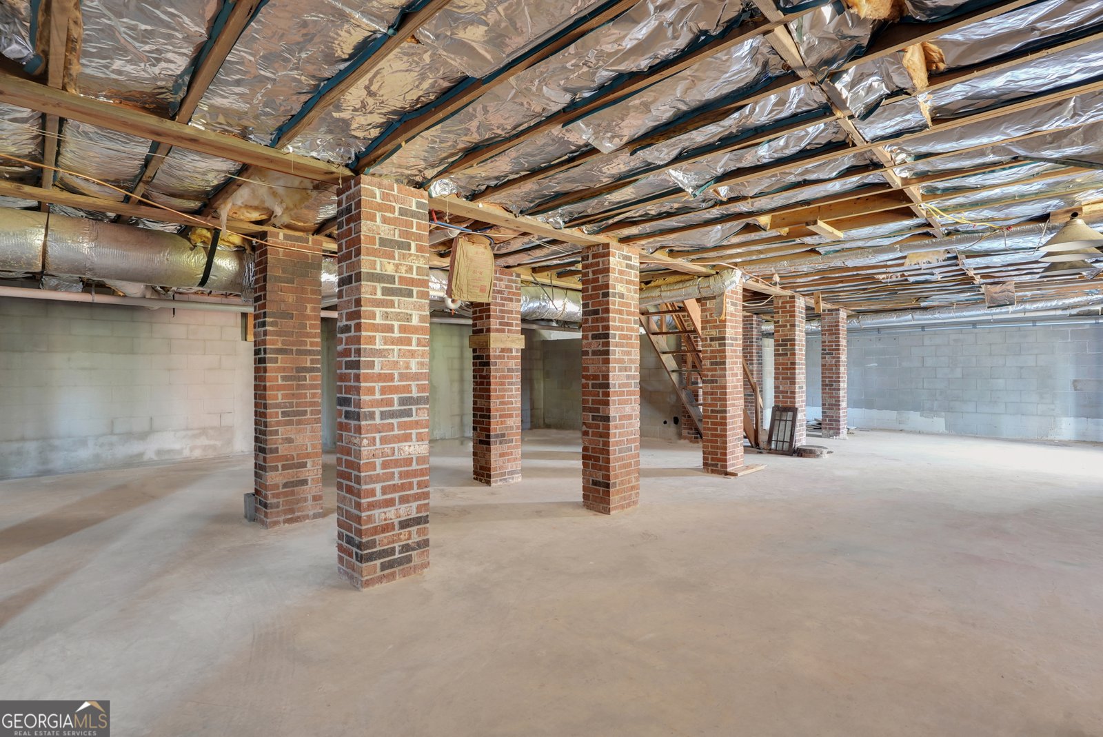 141 Nelson Avenue Lyons - 44