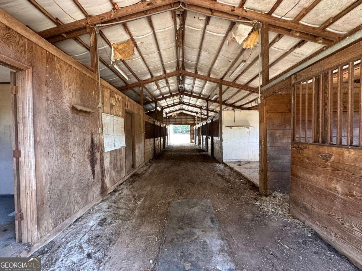 5592 Old Pendergrass Road Jefferson - 42