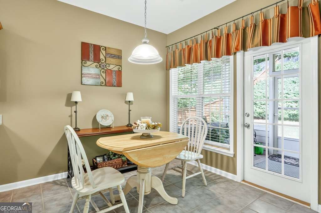 166 Churchcliff Drive Woodstock - 12