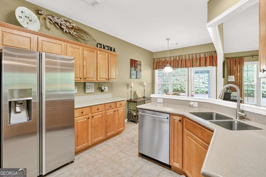 166 Churchcliff Drive Woodstock - 15