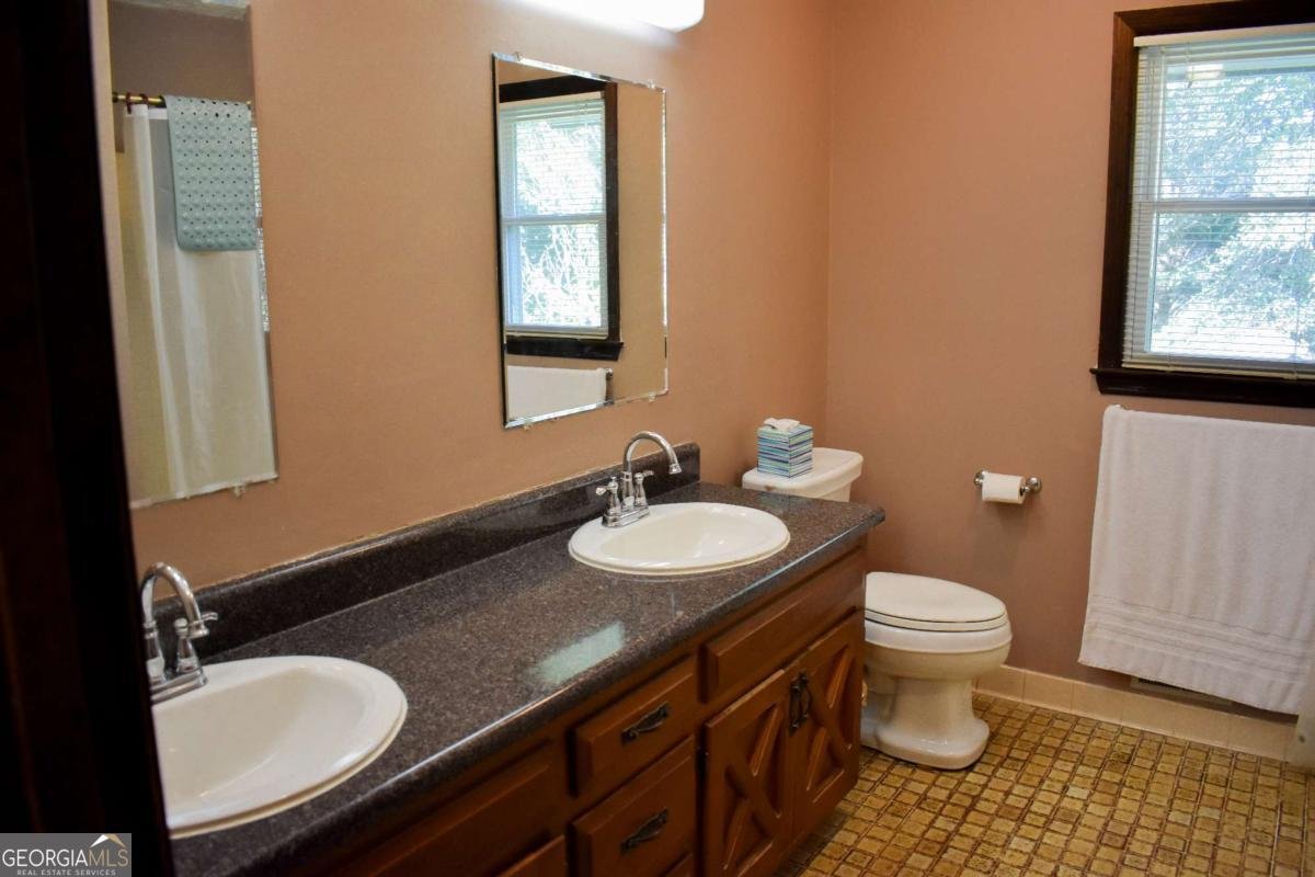 6882 Cowan Mill Road Winston - 18