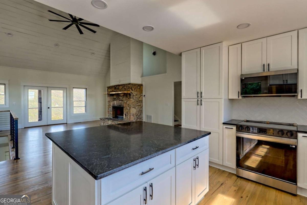 556 Summer Road Clayton - 12