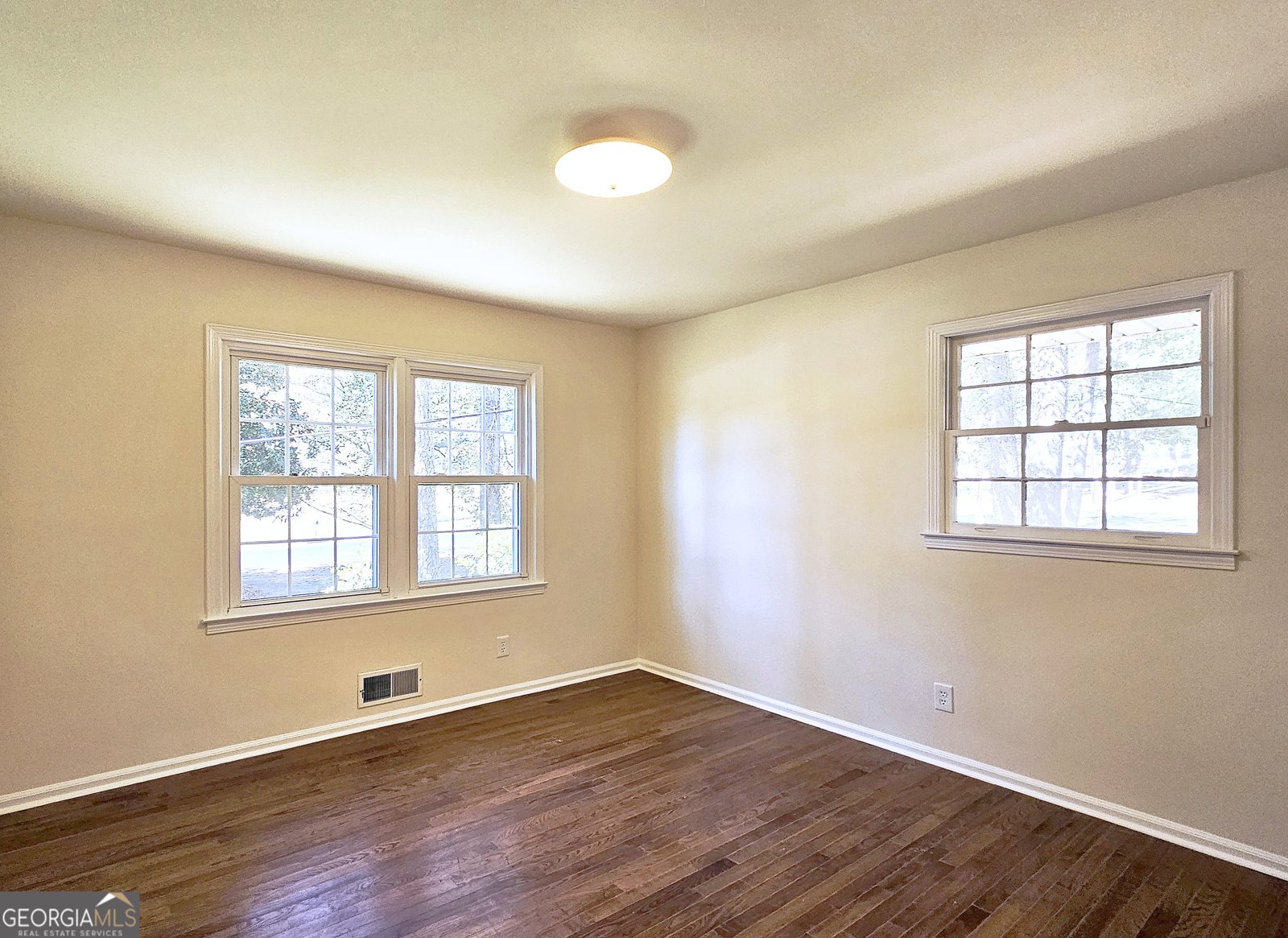 327 Travis Street Fayetteville - 23